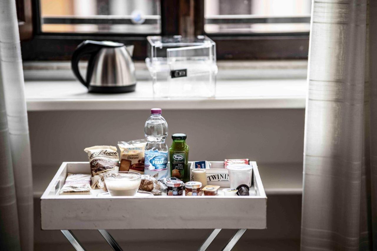 Navona Central Suites Rome Bagian luar foto