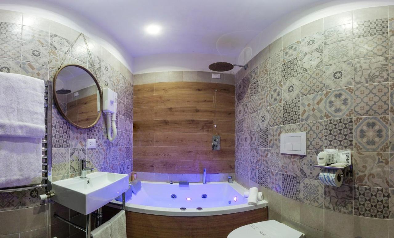 Navona Central Suites Rome Bagian luar foto