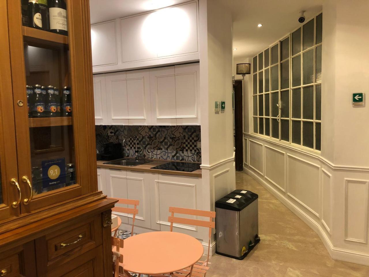 Navona Central Suites Rome Bagian luar foto